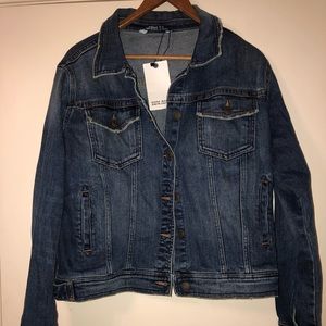 NEW WITH TAGS! Zara Basic Denim Jacket